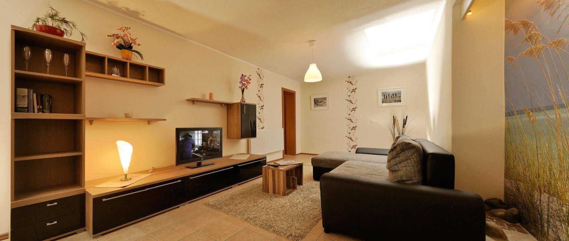 Pension Zum Riedensee Bastorf Luaran gambar
