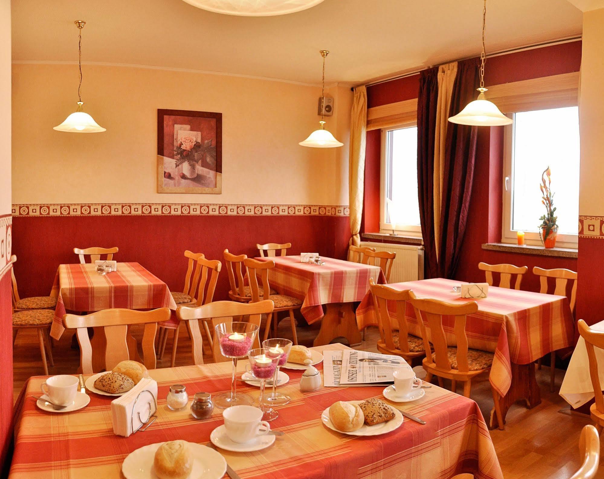 Pension Zum Riedensee Bastorf Luaran gambar